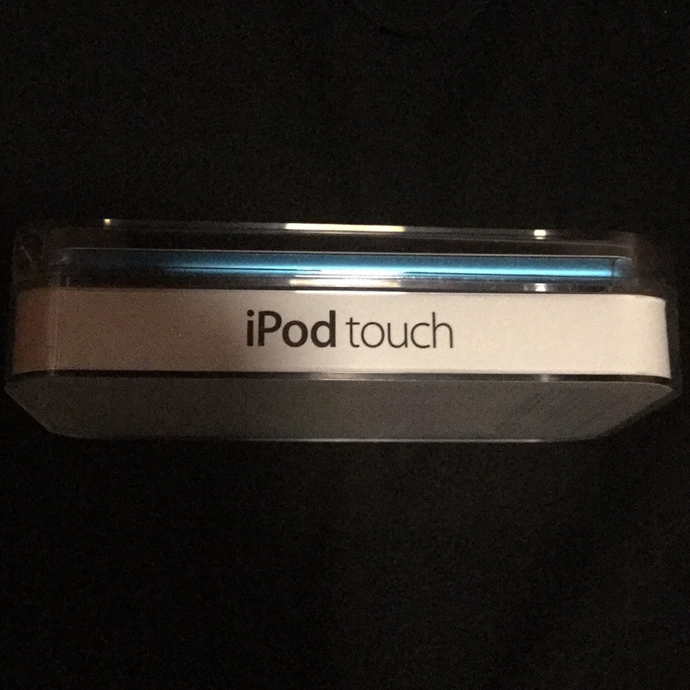 A iPod 5 - Picture 2 of 4